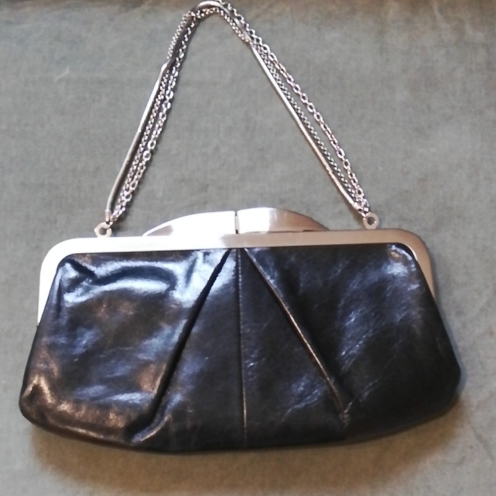 Hobo international clutch
